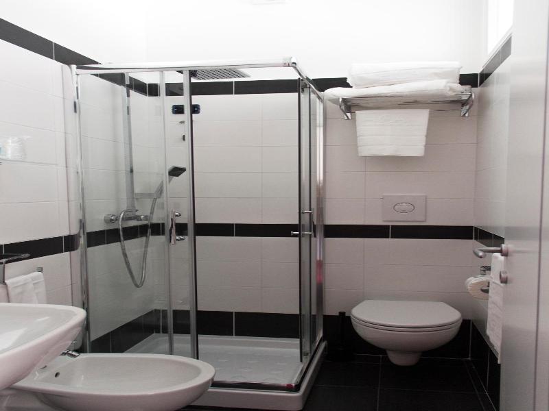 Hotel Villa Chiara image
