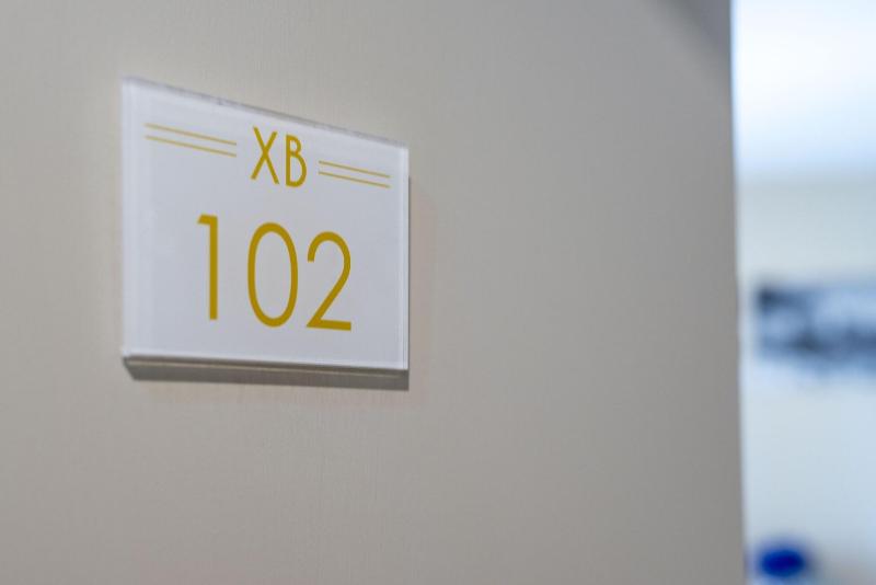 Xbusiness image