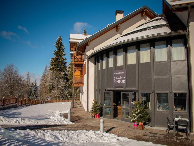 Hotel Leonard image