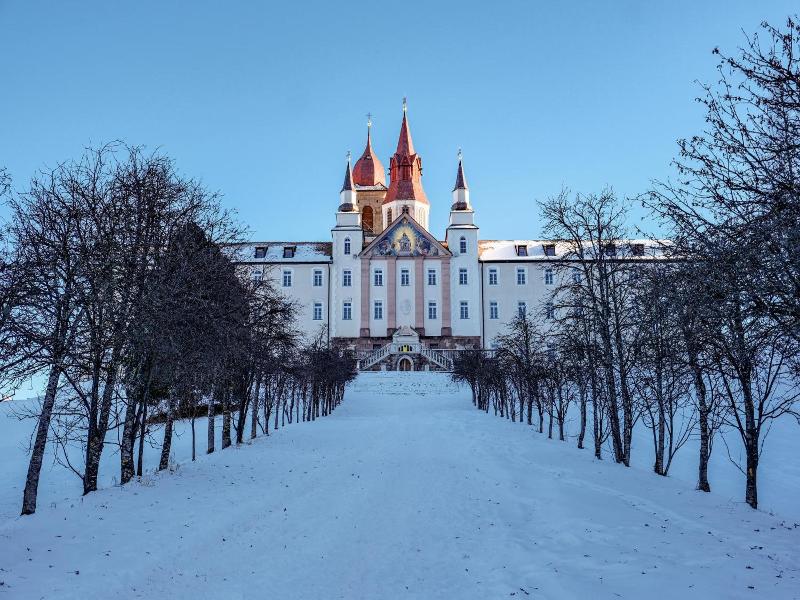 Hotel Leonard image