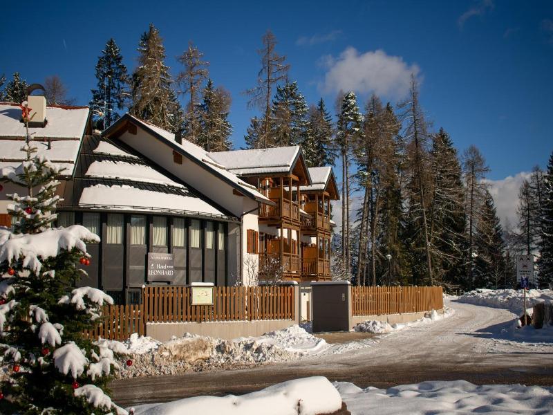Hotel Leonard image
