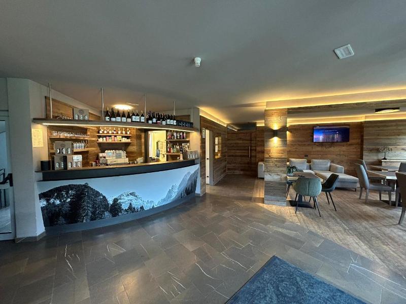 Hotel Leonard image