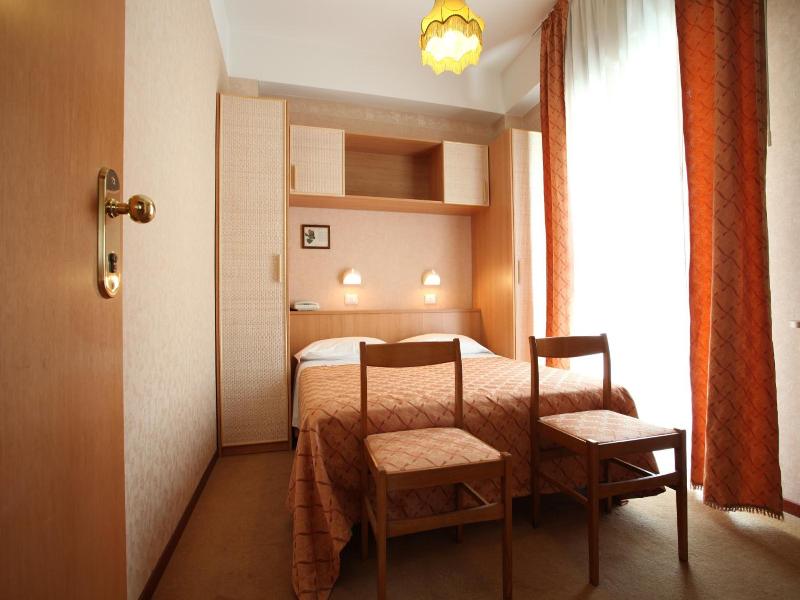 Hotel Rondinella E Viola image
