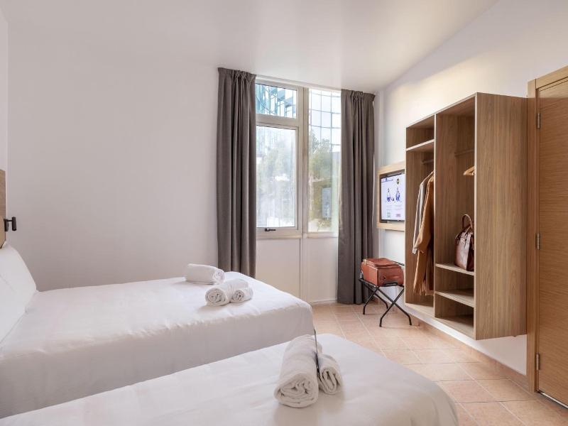 B B Hotel Pomezia Roma image