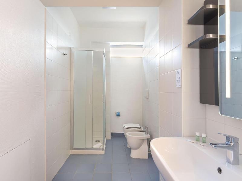 B B Hotel Pomezia Roma image