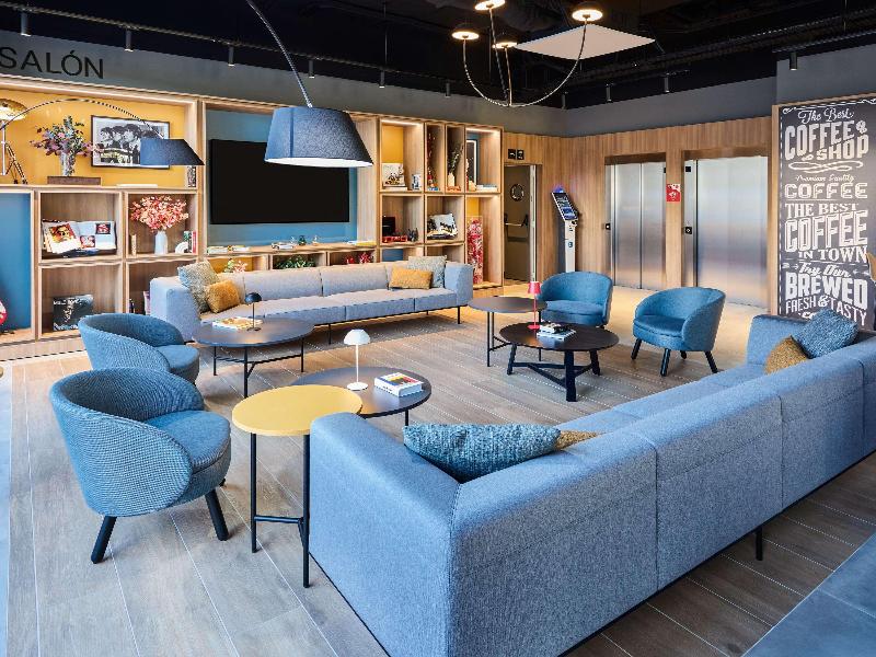 Ibis Madrid Norte Las Tablas image