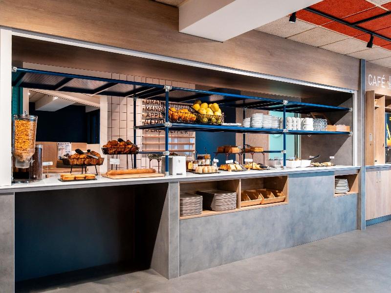 ibis budget La Rochelle Centre les Minimes image