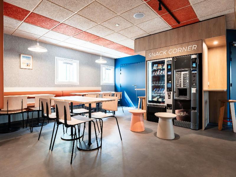 ibis budget La Rochelle Centre les Minimes image