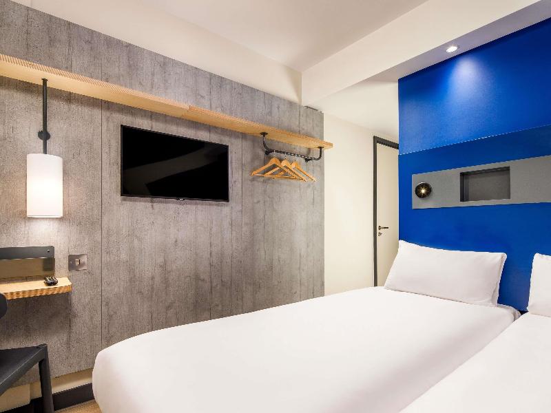 ibis budget La Rochelle Centre les Minimes image