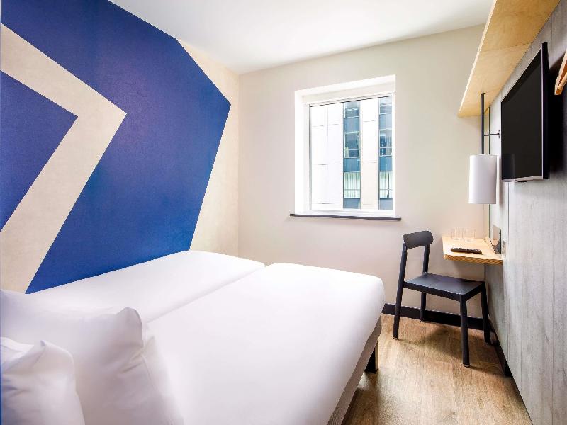 ibis budget La Rochelle Centre les Minimes image