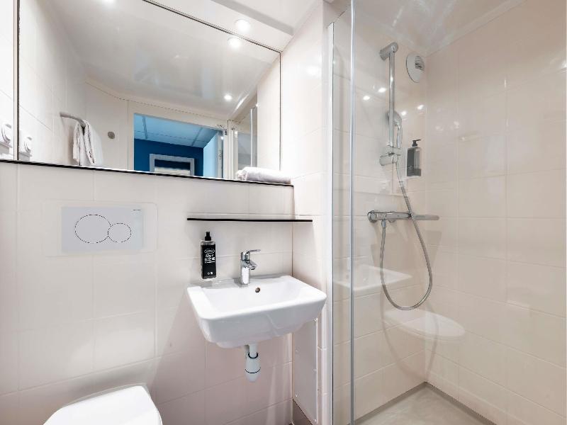 ibis budget La Rochelle Centre les Minimes image
