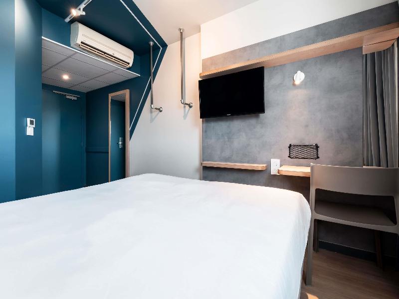 ibis budget La Rochelle Centre les Minimes image