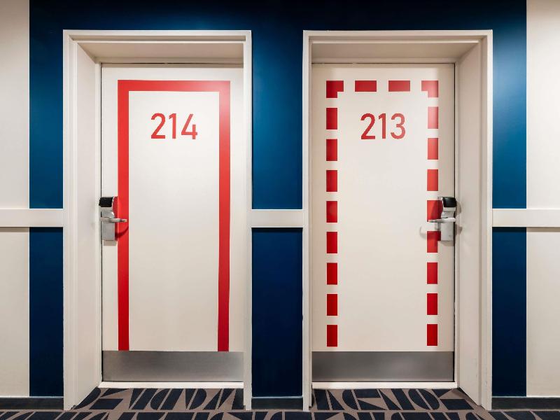 ibis budget La Rochelle Centre les Minimes image