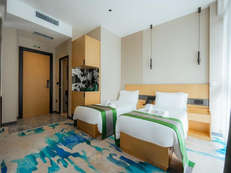 Bliss Palace Hotel And Spa image