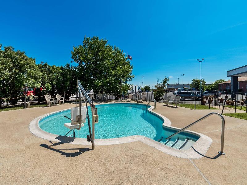 Quality Inn near Potomac Mills image