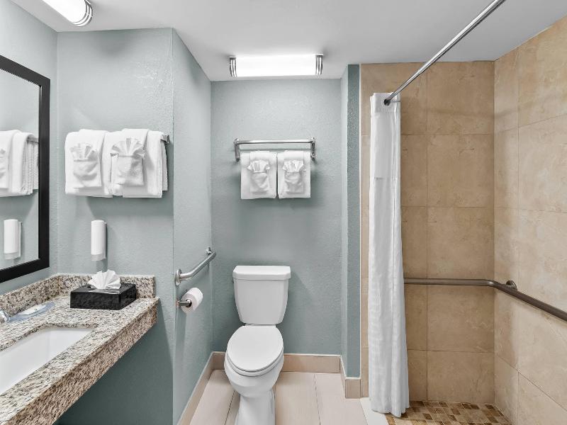 Quality Inn near Potomac Mills image
