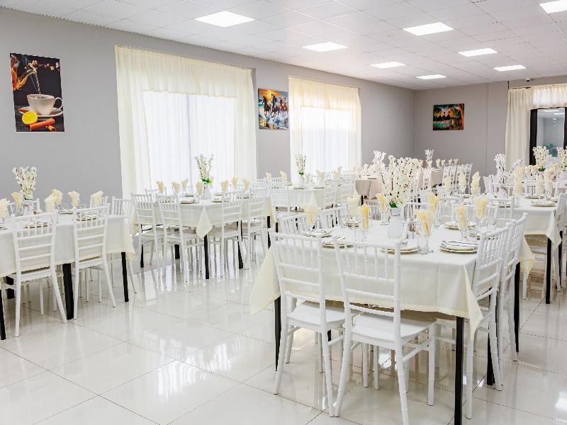 Route Hotel image