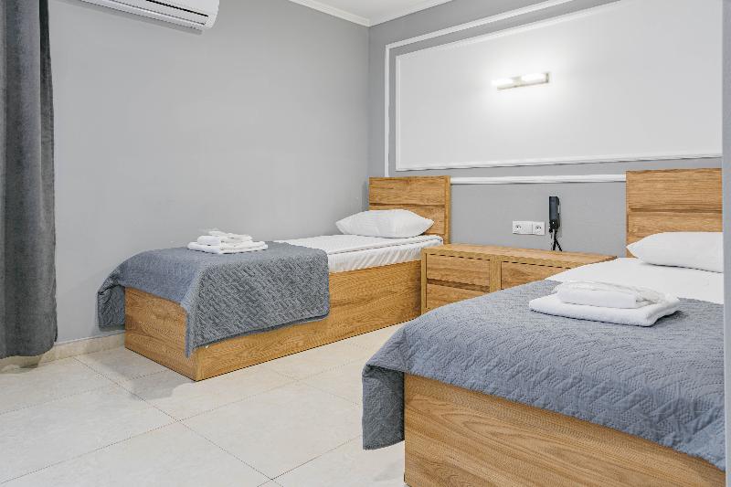 Route Hotel image
