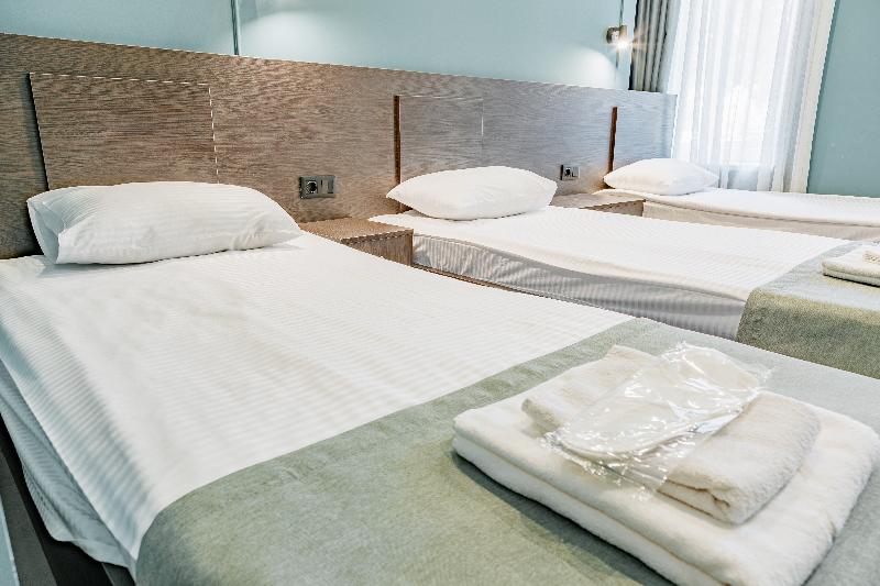 Route Hotel image