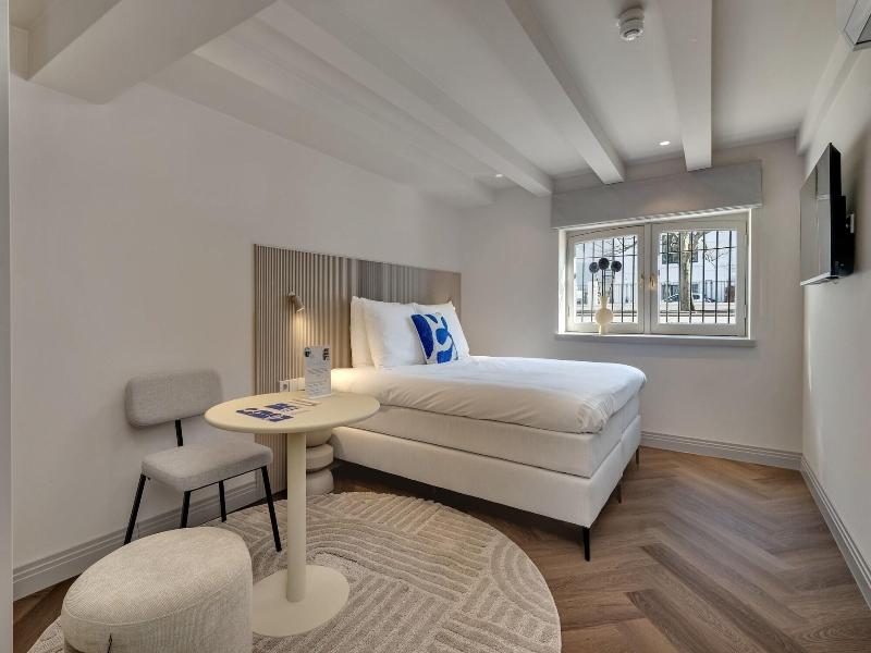Hotel Kobalt image