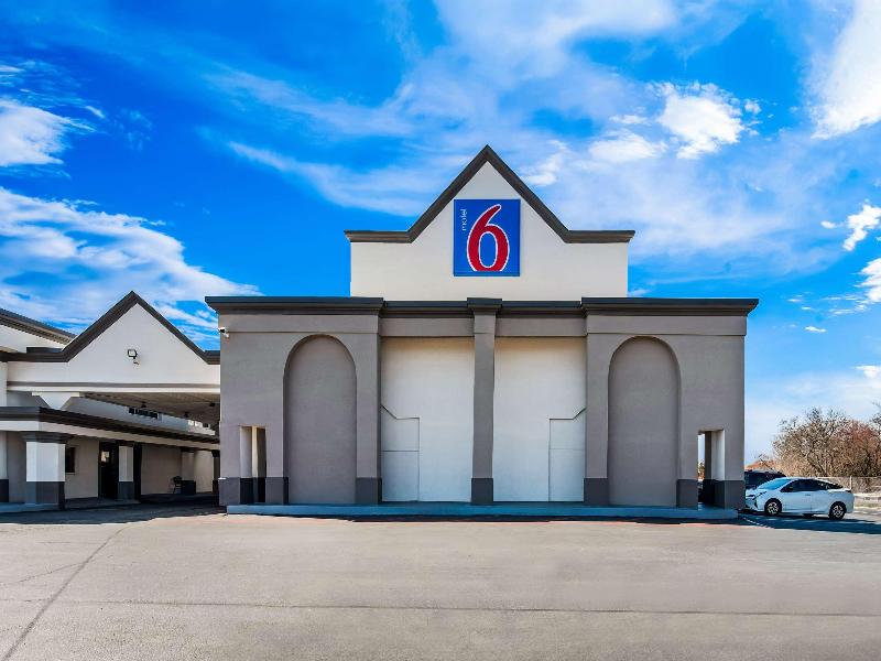 Motel 6 Lester, Pa - Philadelphia Airport image