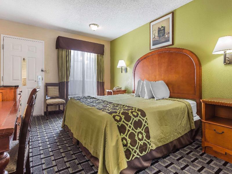 DOUBLE QUEEN SIZE BED