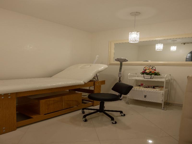 Eden Lodges & SPA image