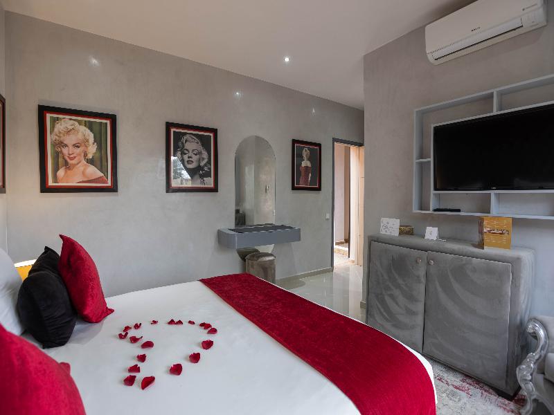 Eden Lodges & SPA image