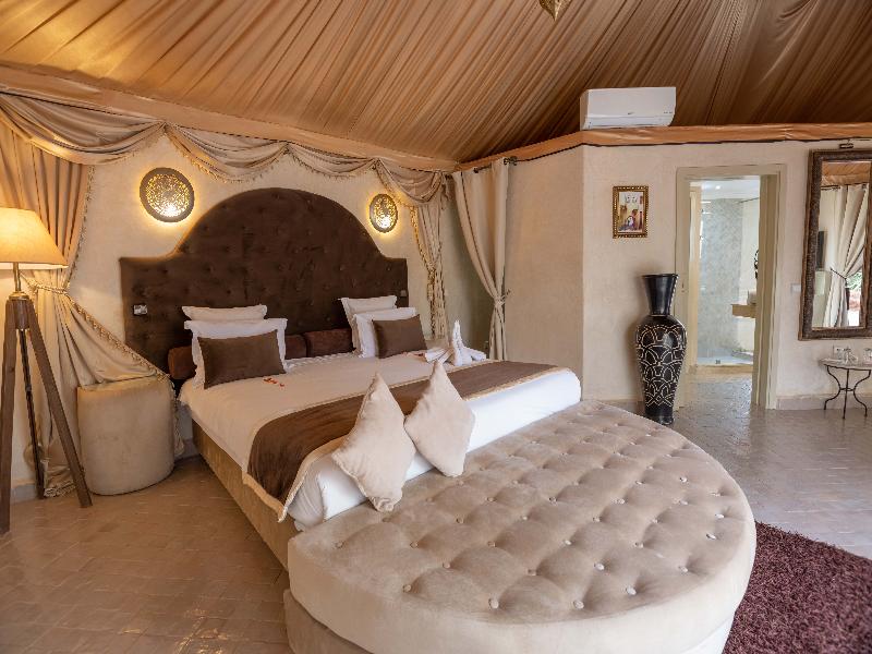 Eden Lodges & SPA image