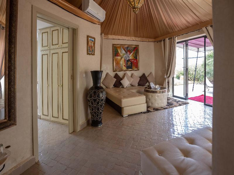 Eden Lodges & SPA image