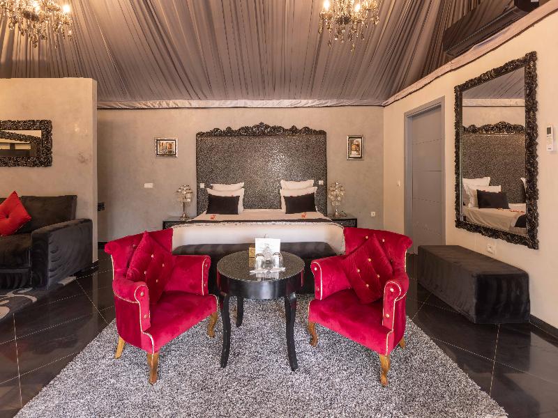 Eden Lodges & SPA image