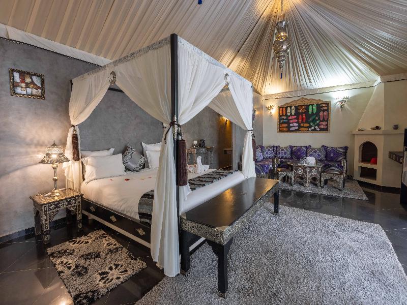 Eden Lodges & SPA image