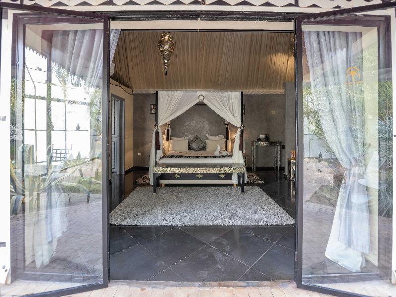 Eden Lodges & SPA image
