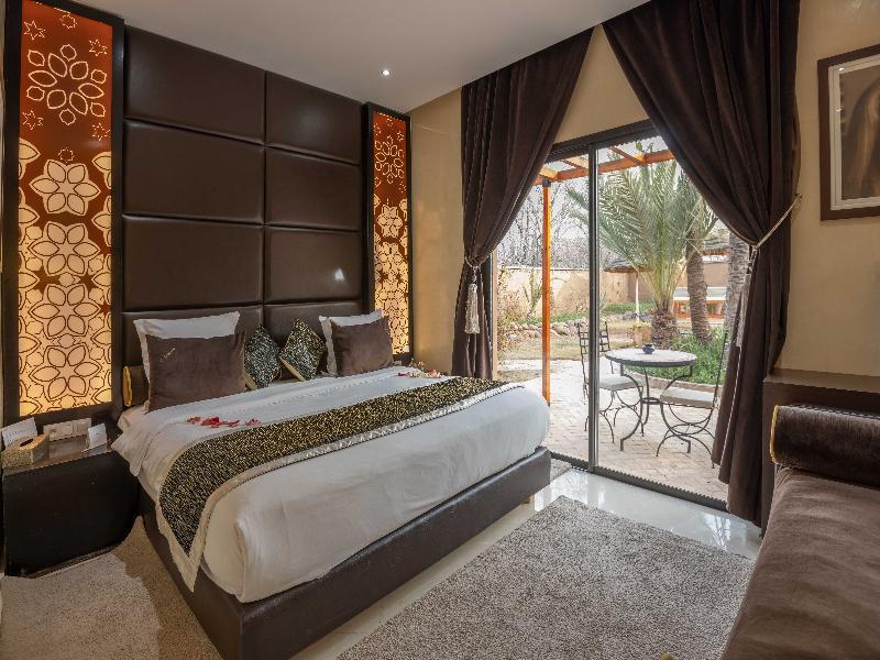 Eden Lodges & SPA image