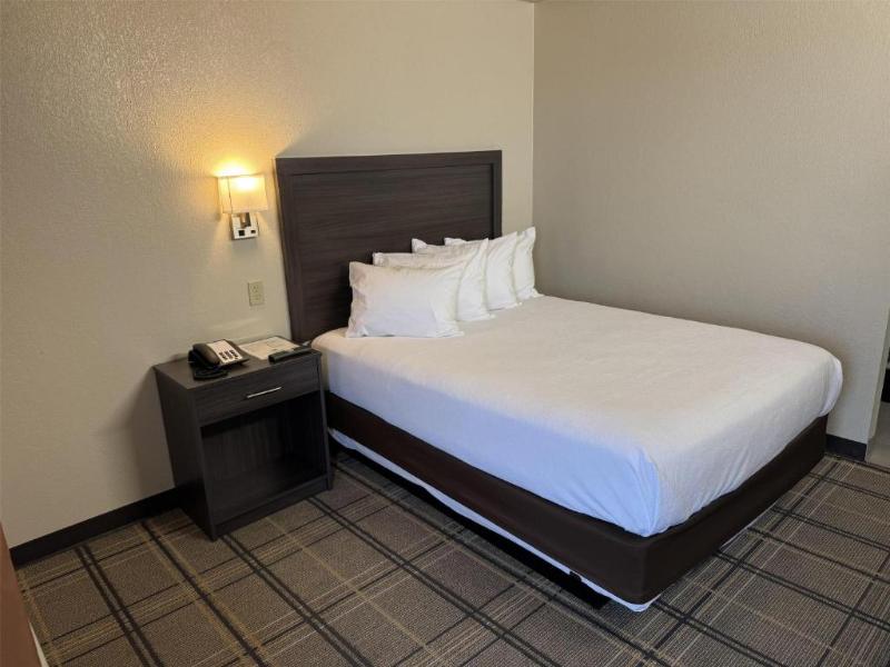 SureStay By Best Western Gonzales image