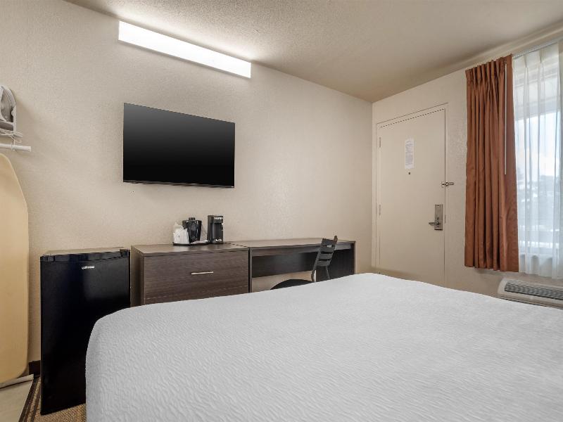 SureStay By Best Western Gonzales image