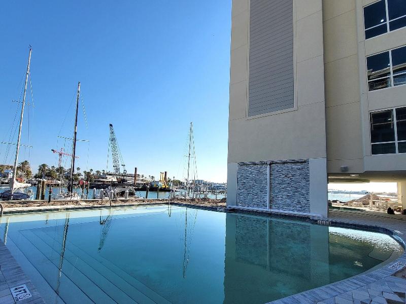 The Chart House Marina Hotel image