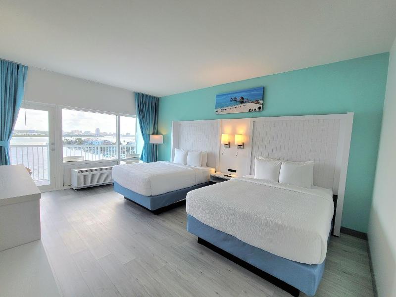 The Chart House Marina Hotel image
