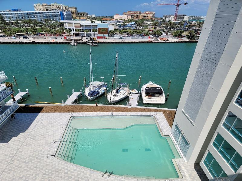 The Chart House Marina Hotel image