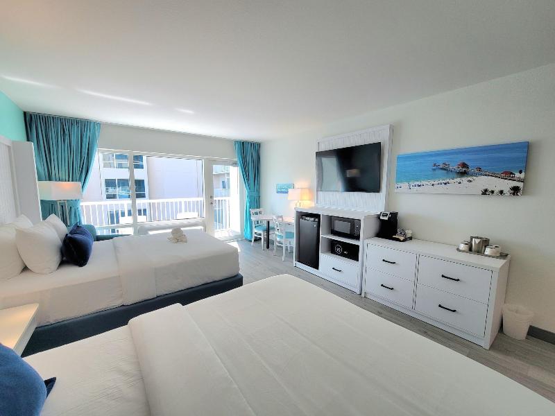 The Chart House Marina Hotel image
