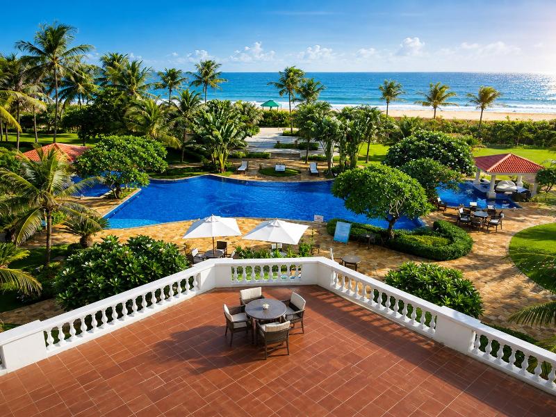 The Hans Coco Palm Beachfront Resort