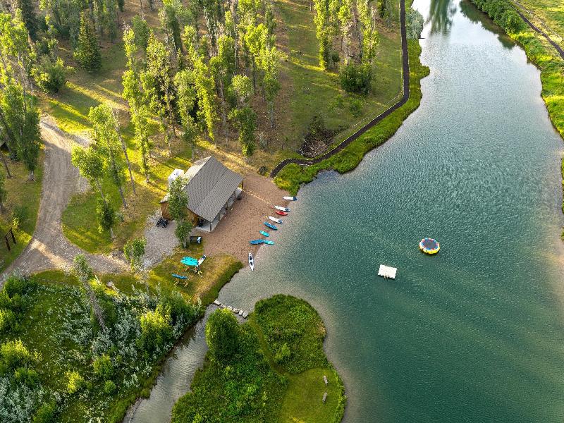 The Sylvan Lodge At Snake River Sporting Club image