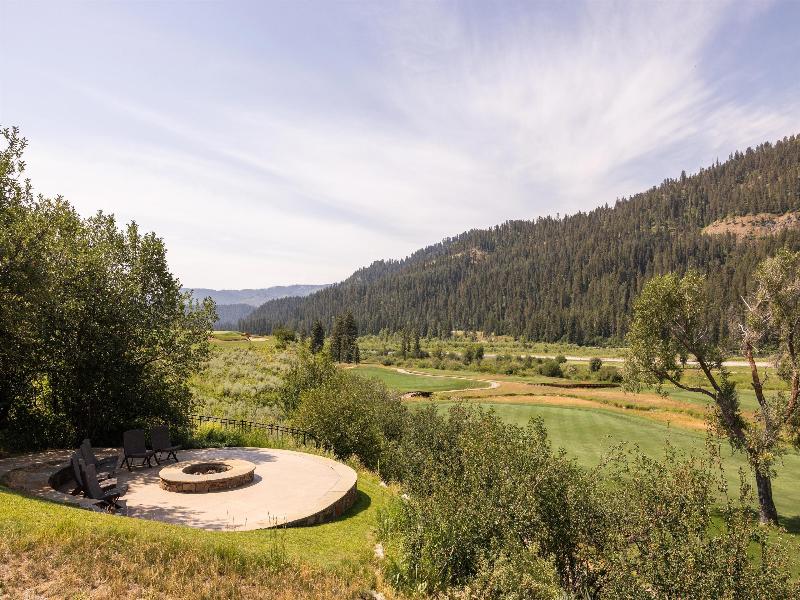 The Sylvan Lodge At Snake River Sporting Club image