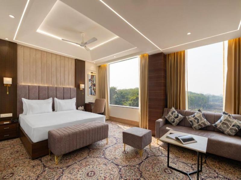 Clarks Inn Suites Agra image