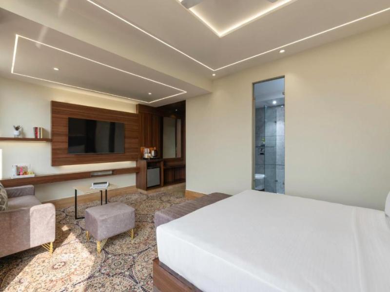 Clarks Inn Suites Agra image