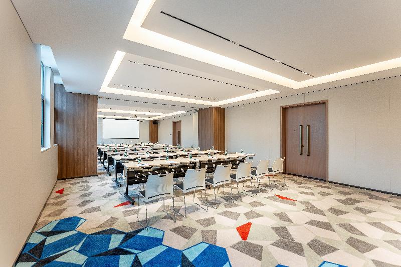 Holiday Inn Express Shangrao Railway Station image