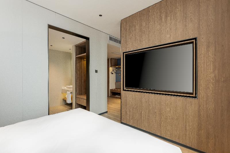 Holiday Inn Express Shangrao Railway Station image