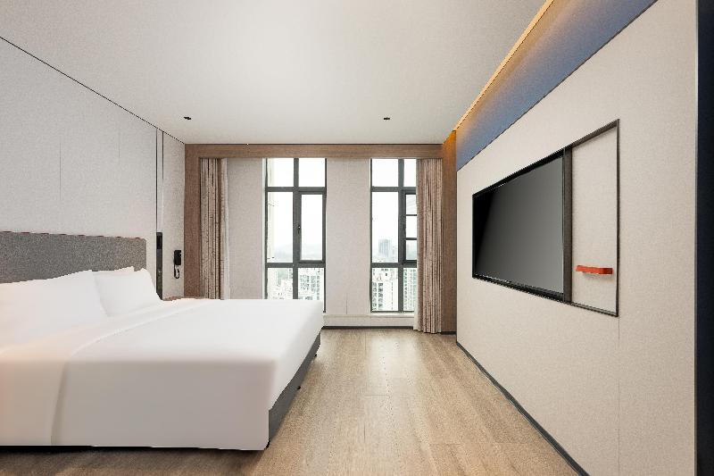 Holiday Inn Express Shangrao Railway Station image