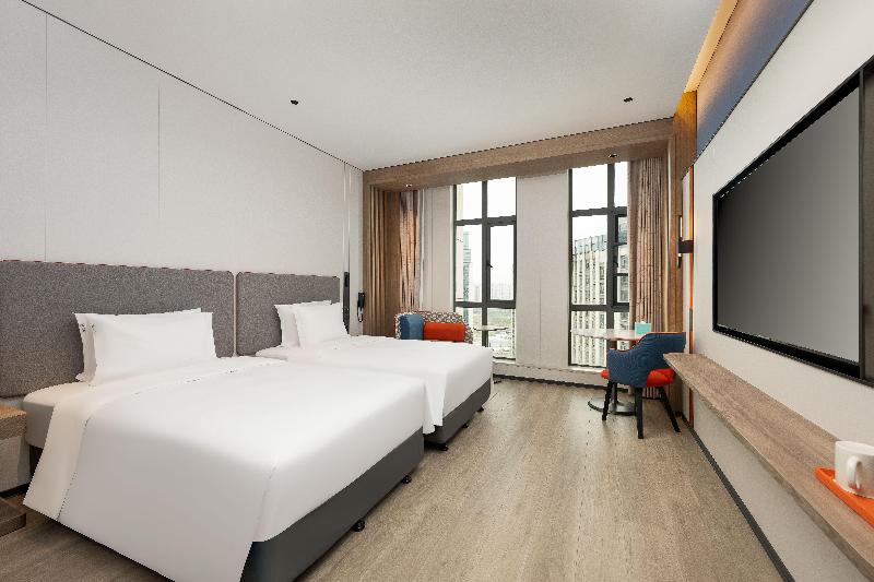 Holiday Inn Express Shangrao Railway Station image