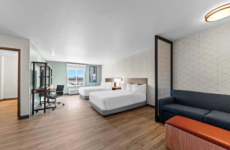 Everhome Suites Waco image